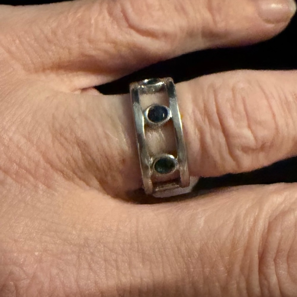 Silver-tone Open Cage Band Ring Blue Stones Size 7.25 Modernist Minimalist